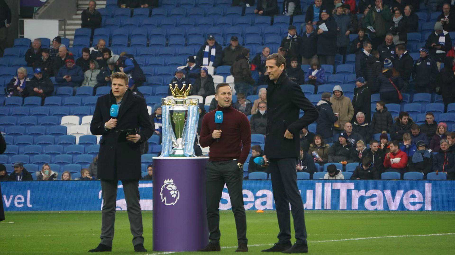 各界对足球 各界对足球